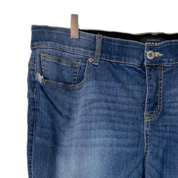 Torrid Bombshell Skinny Jeans Hi Rise Ankle Medium Blue Wash Size 24R Plus - Picture 7 of 12